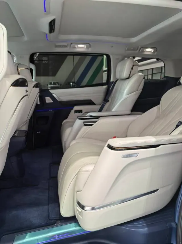 2023 Buick Century 2.0T 237HP L4 9AT,autocango,china used car exporter,china ev exporter,chinese used car exporter,chinese used ev exporter