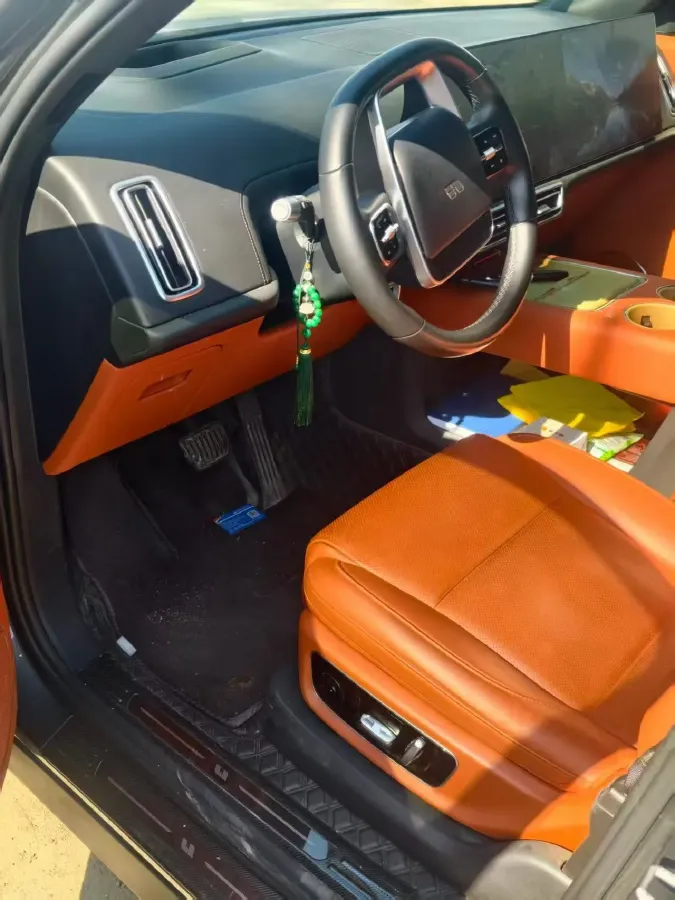 2023 Li L8 Range Extended 154HP REEV 40.9KWH,autocango,china used car exporter,china ev exporter,chinese used car exporter,chinese used ev exporter