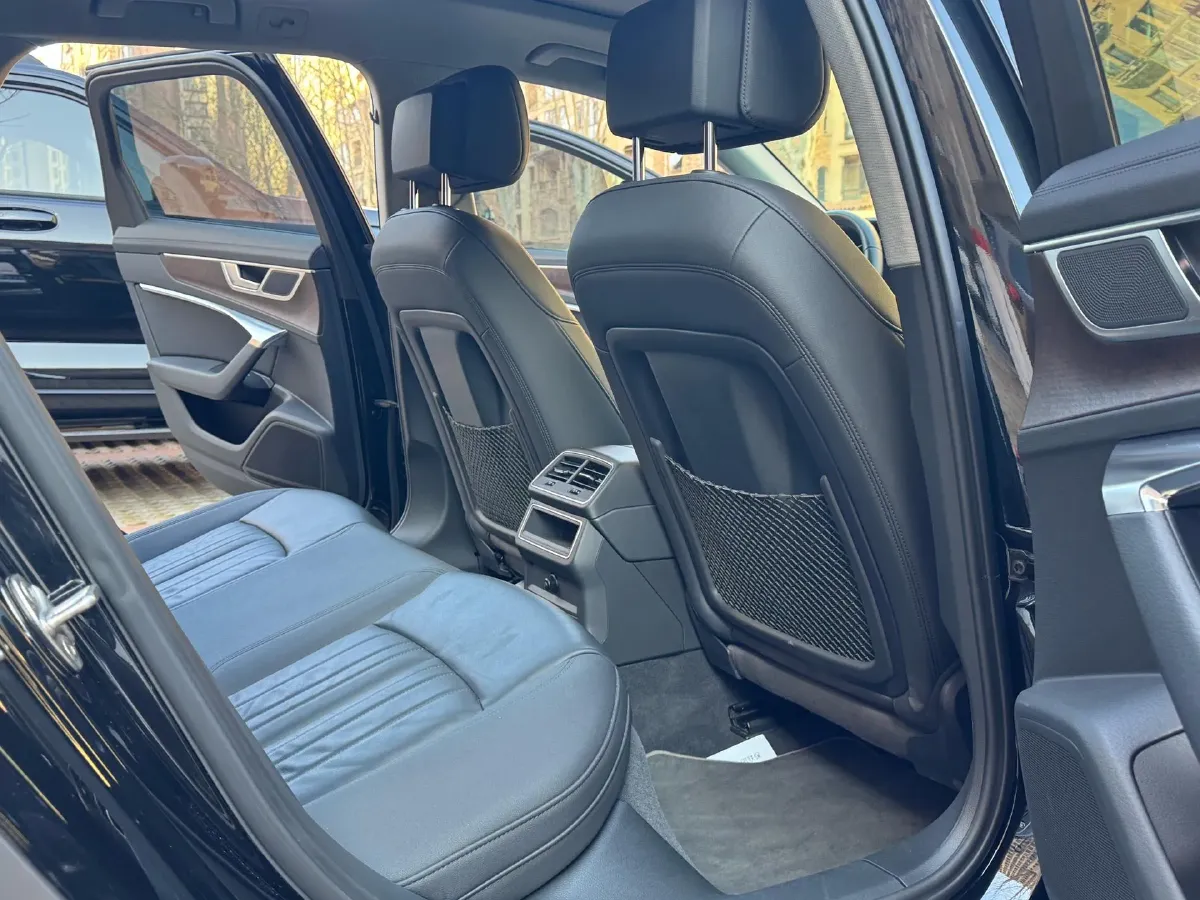 2021 Audi A6 3.0T 340HP V6 7DCT,autocango,china used car exporter,china ev exporter,chinese used car exporter,chinese used ev exporter