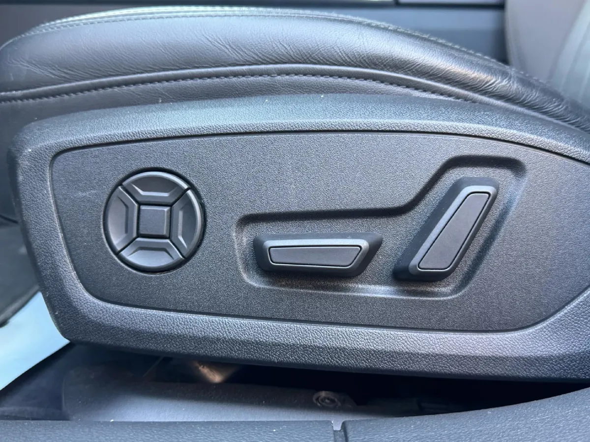 2021 Audi A6 3.0T 340HP V6 7DCT,autocango,china used car exporter,china ev exporter,chinese used car exporter,chinese used ev exporter