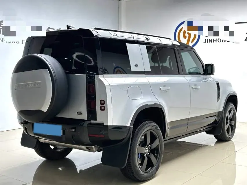 2023 Land Rover Defender 3.0T 400HP L6 8AT,autocango,china used car exporter,china ev exporter,chinese used car exporter,chinese used ev exporter