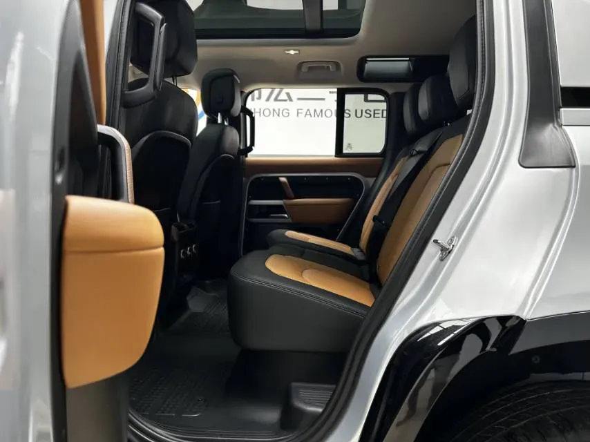 2023 Land Rover Defender 3.0T 400HP L6 8AT,autocango,china used car exporter,china ev exporter,chinese used car exporter,chinese used ev exporter