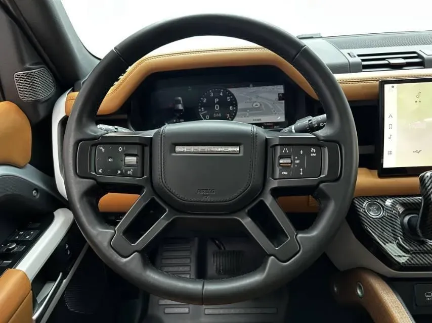 2023 Land Rover Defender 3.0T 400HP L6 8AT,autocango,china used car exporter,china ev exporter,chinese used car exporter,chinese used ev exporter