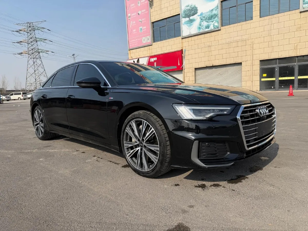 2022 Audi A6L 3.0T 340HP V6 7DCT,autocango,china used car exporter,china ev exporter,chinese used car exporter,chinese used ev exporter