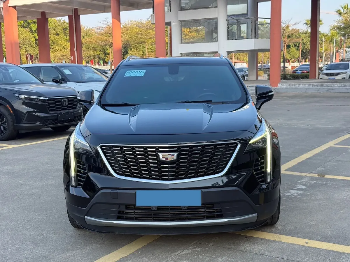 2020 Cadillac XT4 2.0T 241HP L4 9AT,autocango,china used car exporter,china ev exporter,chinese used car exporter,chinese used ev exporter