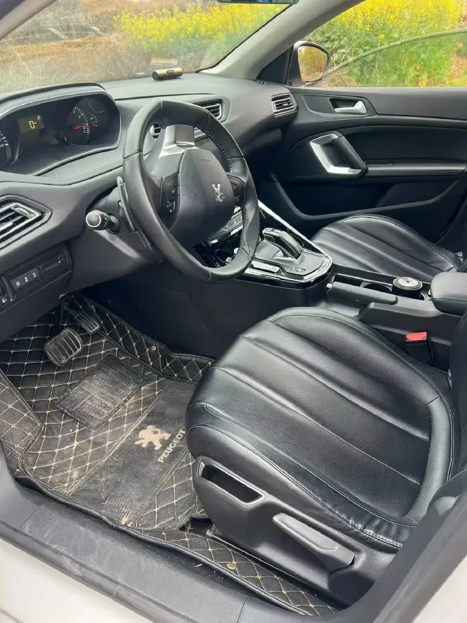 2019 Peugeot 308 1.2T 136HP L3 6AT,autocango,china used car exporter,china ev exporter,chinese used car exporter,chinese used ev exporter