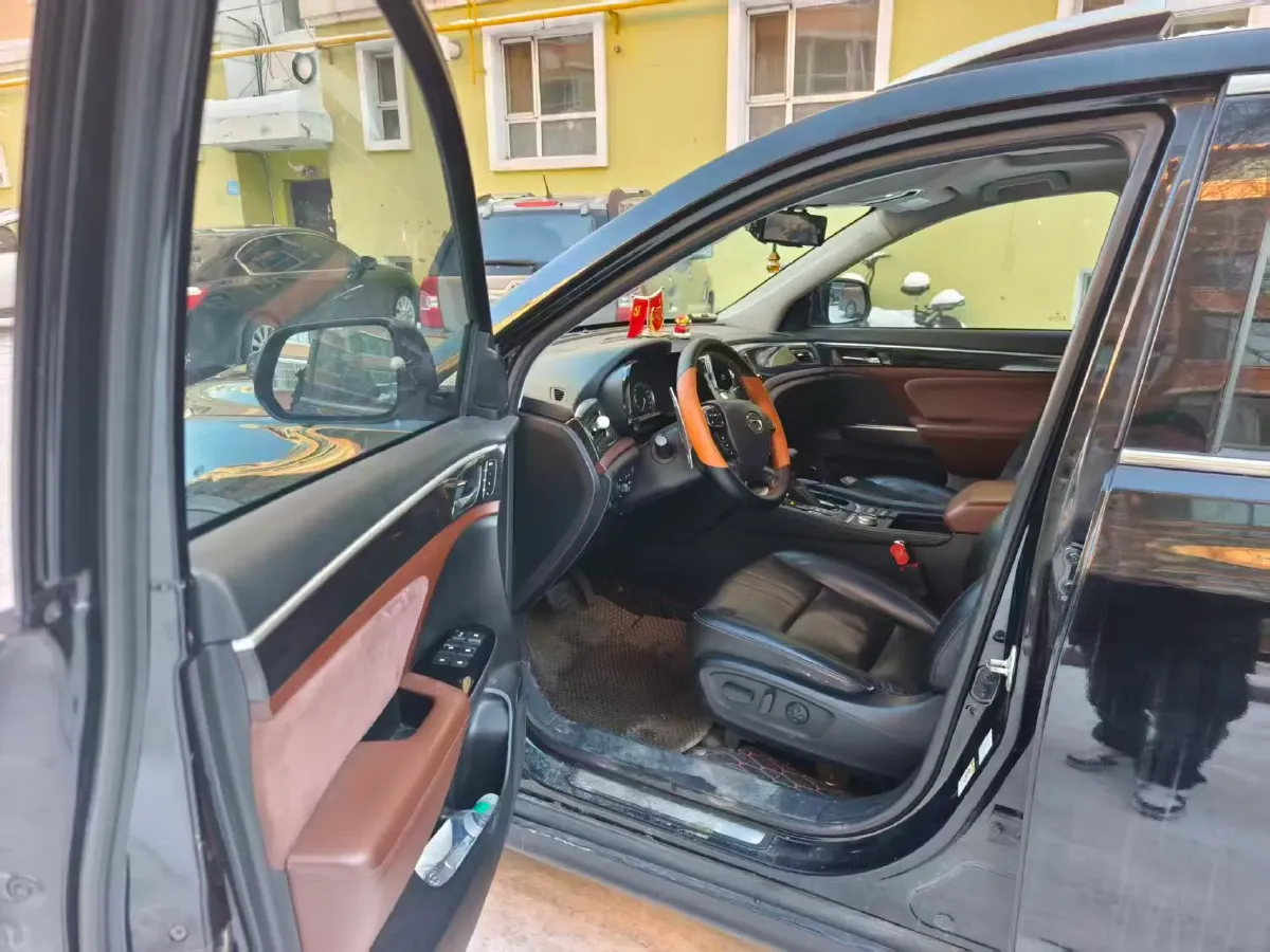 2017 GAC Trumpchi GS8 2.0T 201HP L4 6AT,autocango,china used car exporter,china ev exporter,chinese used car exporter,chinese used ev exporter