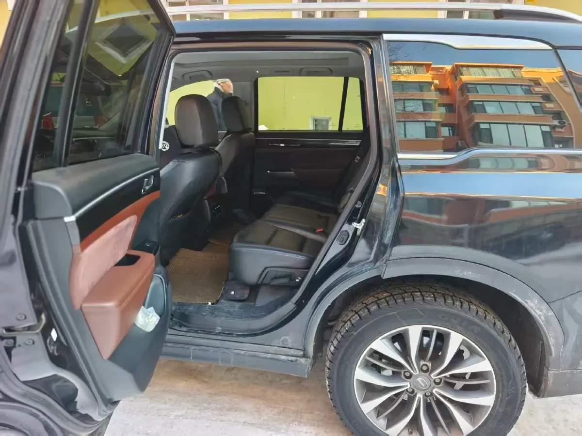 2017 GAC Trumpchi GS8 2.0T 201HP L4 6AT,autocango,china used car exporter,china ev exporter,chinese used car exporter,chinese used ev exporter