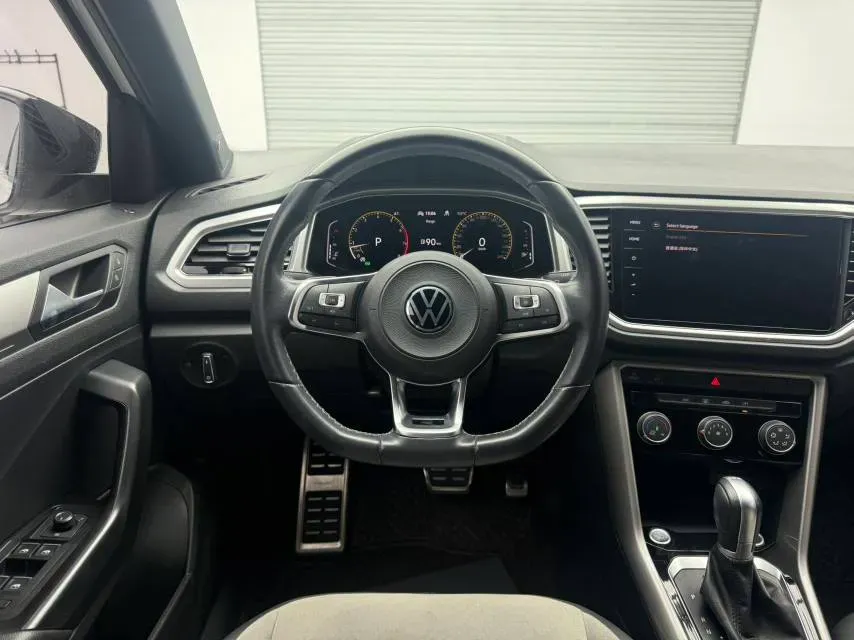 2021 Volkswagen T-Roc 1.4T 150HP L4 7DCT,autocango,china used car exporter,china ev exporter,chinese used car exporter,chinese used ev exporter