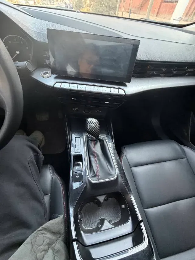 2021 MG 5 1.5L 120HP L4 CVT,autocango,china used car exporter,china ev exporter,chinese used car exporter,chinese used ev exporter