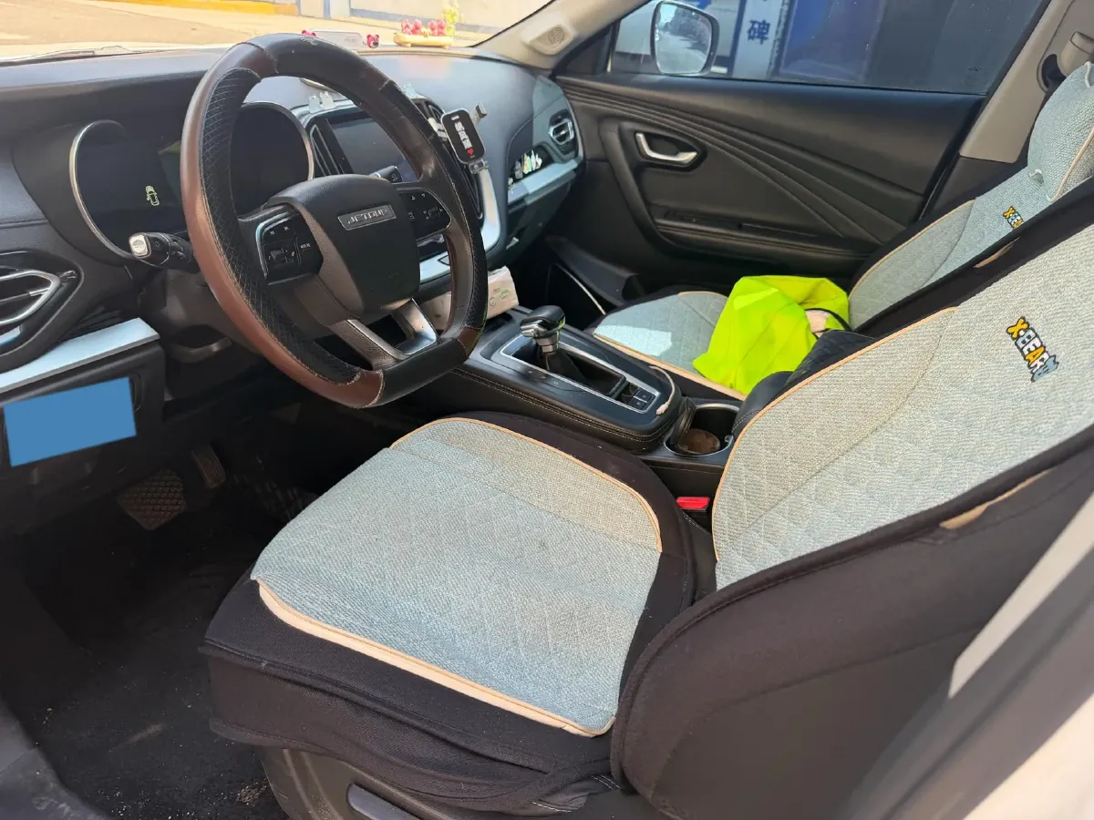 2021 Haval Jolion 1.5T 150HP L4 7DCT,autocango,china used car exporter,china ev exporter,chinese used car exporter,chinese used ev exporter