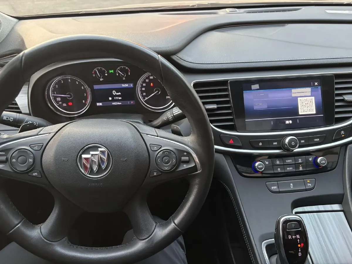 2020 Buick Larcosse 2.0T 237HP L4 9AT,autocango,china used car exporter,china ev exporter,chinese used car exporter,chinese used ev exporter