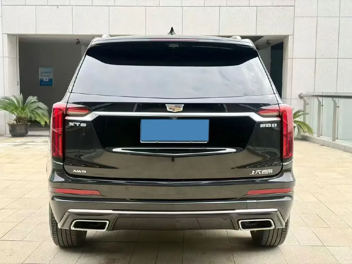 2022 Cadillac XT6 2.0T 237HP L4 9AT,autocango,china used car exporter,china ev exporter,chinese used car exporter,chinese used ev exporter