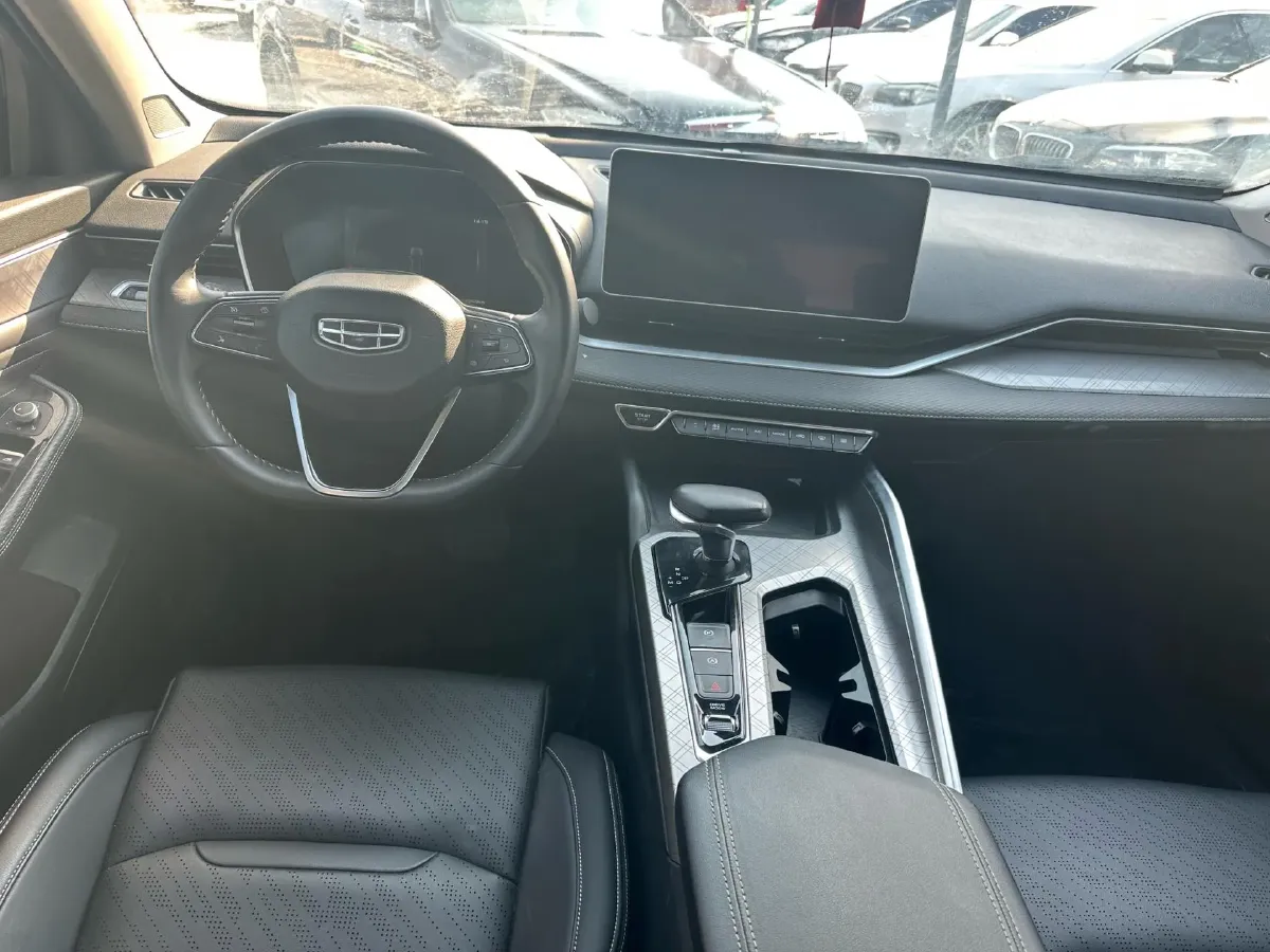 2021 Geely Preface 2.0T 190HP L4 7DCT,autocango,china used car exporter,china ev exporter,chinese used car exporter,chinese used ev exporter