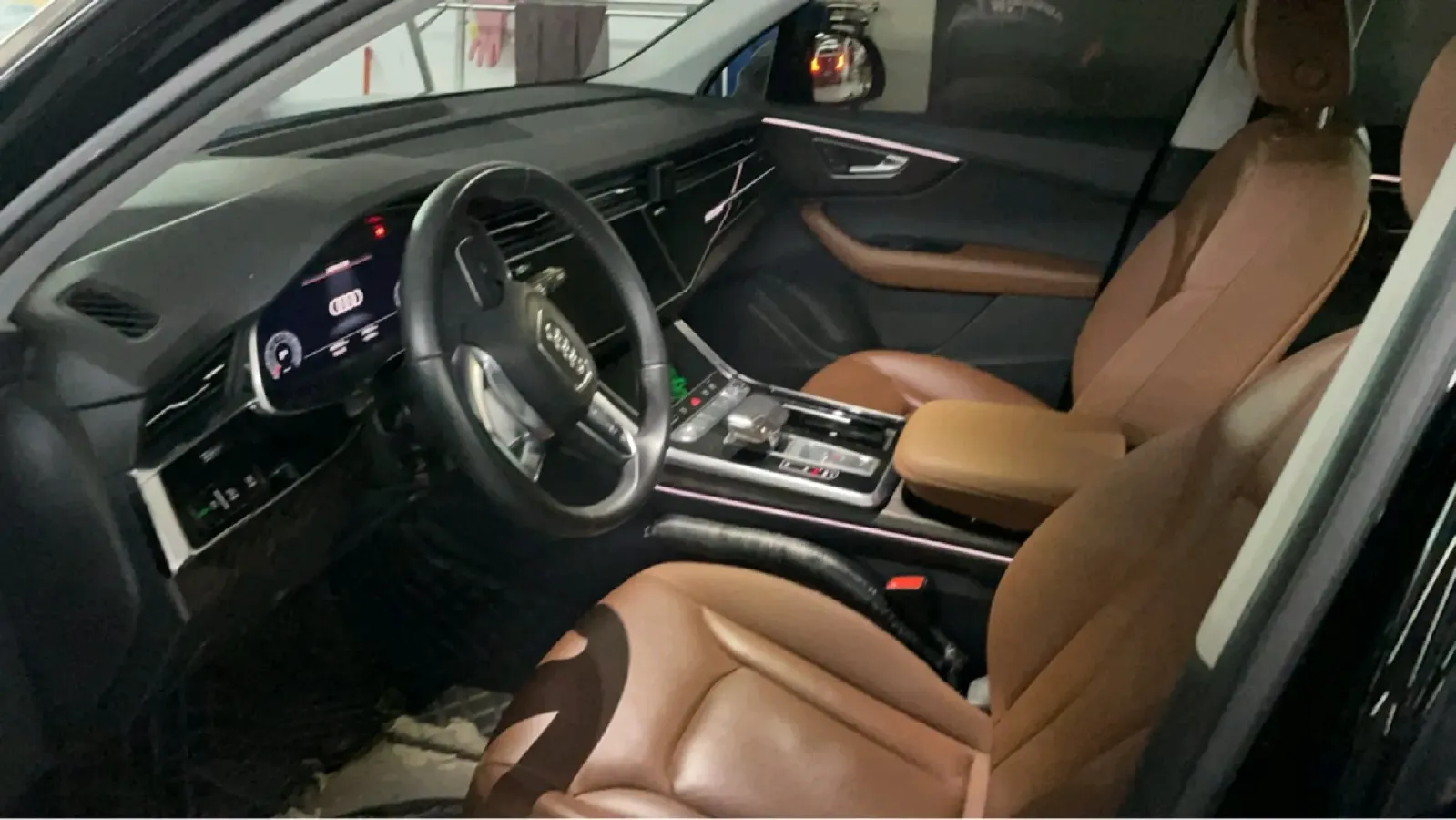 2023 Audi Q7 2.0T 265HP L4 8AT,autocango,china used car exporter,china ev exporter,chinese used car exporter,chinese used ev exporter