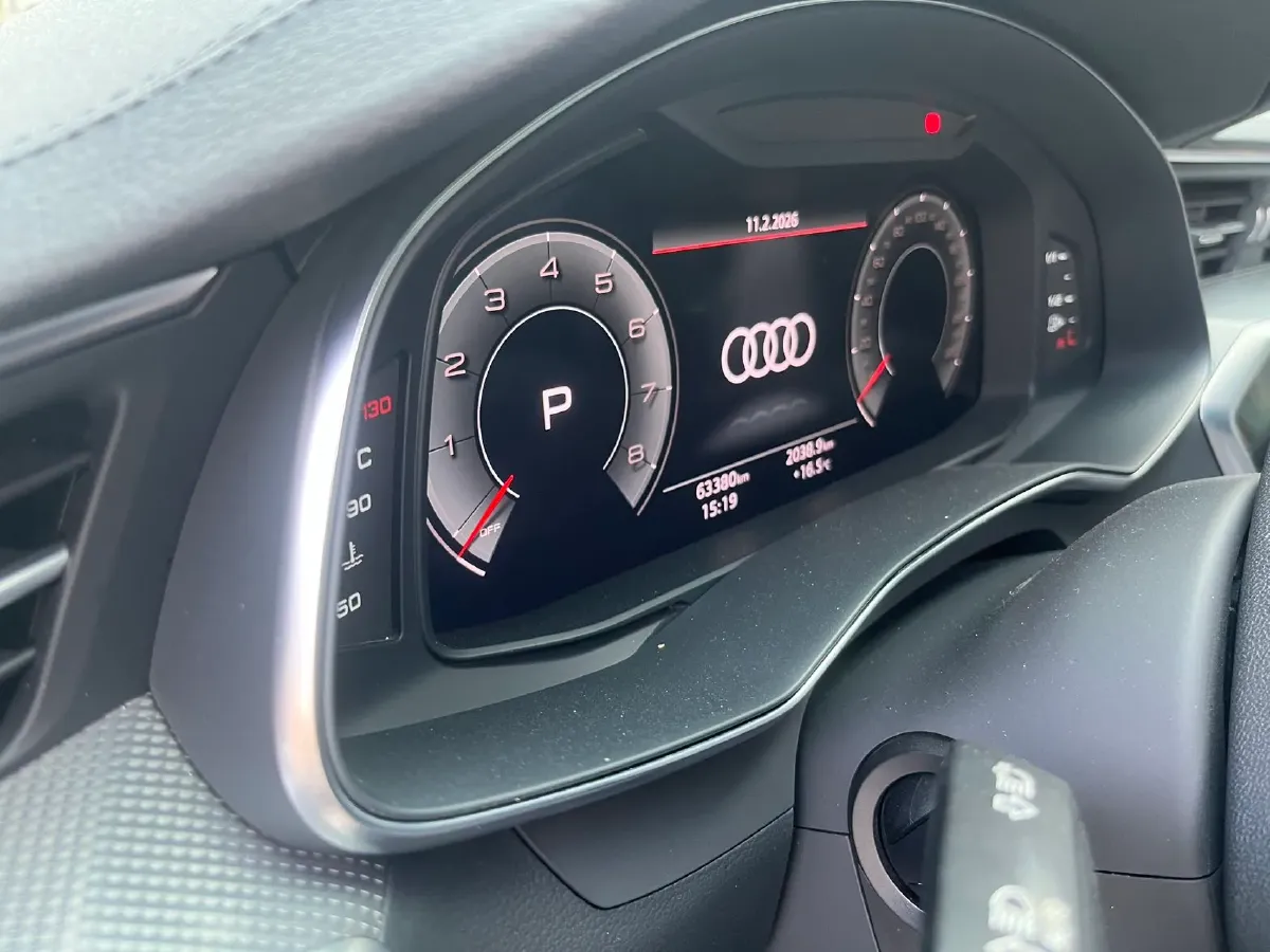 2021 Audi A6L 2.0T 224HP L4 7DCT,autocango,china used car exporter,china ev exporter,chinese used car exporter,chinese used ev exporter