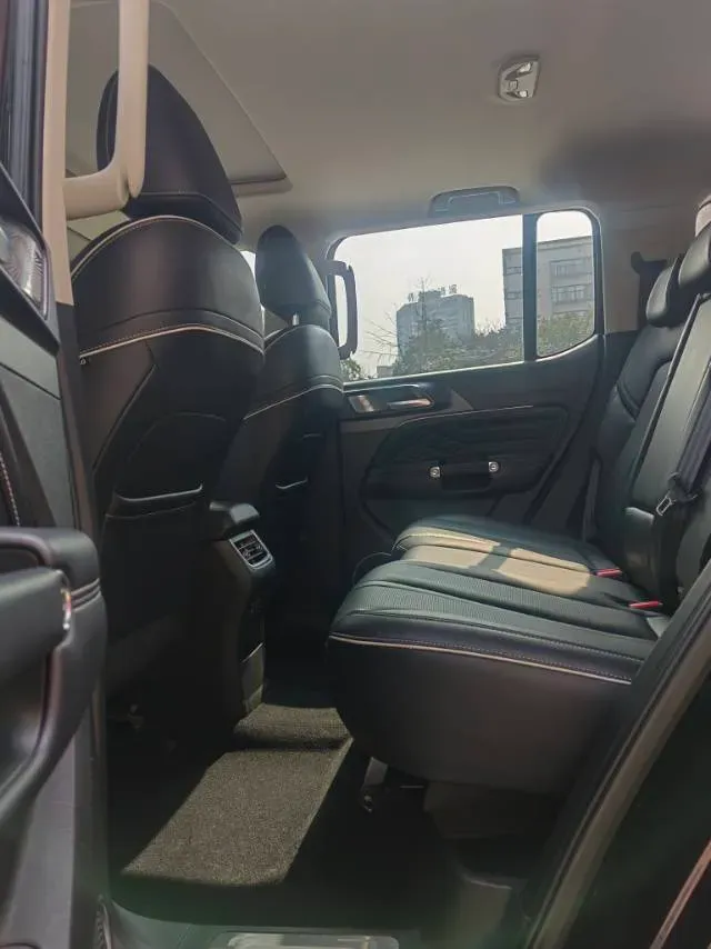 2021 Tank 300 2.0T 227HP L4 8AT,autocango,china used car exporter,china ev exporter,chinese used car exporter,chinese used ev exporter