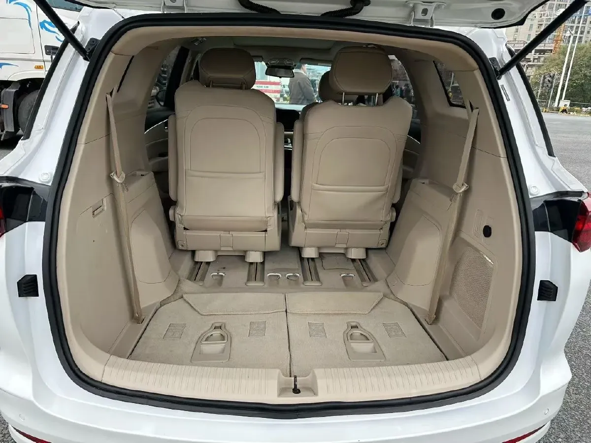 2022 WuLing KaiJie 1.5T 177HP L4 CVT,autocango,china used car exporter,china ev exporter,chinese used car exporter,chinese used ev exporter