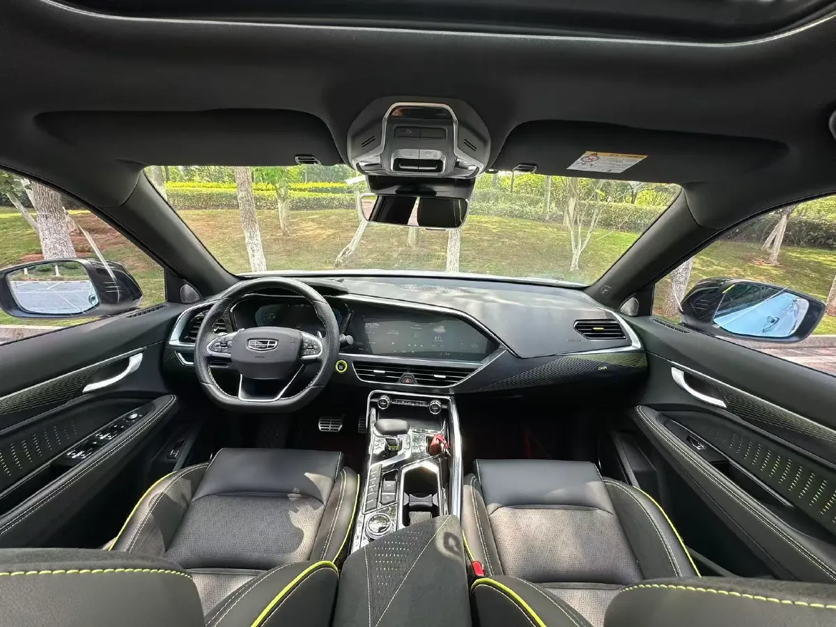 2021 Geely Tugella 2.0T 238HP L4 8AT,autocango,china used car exporter,china ev exporter,chinese used car exporter,chinese used ev exporter