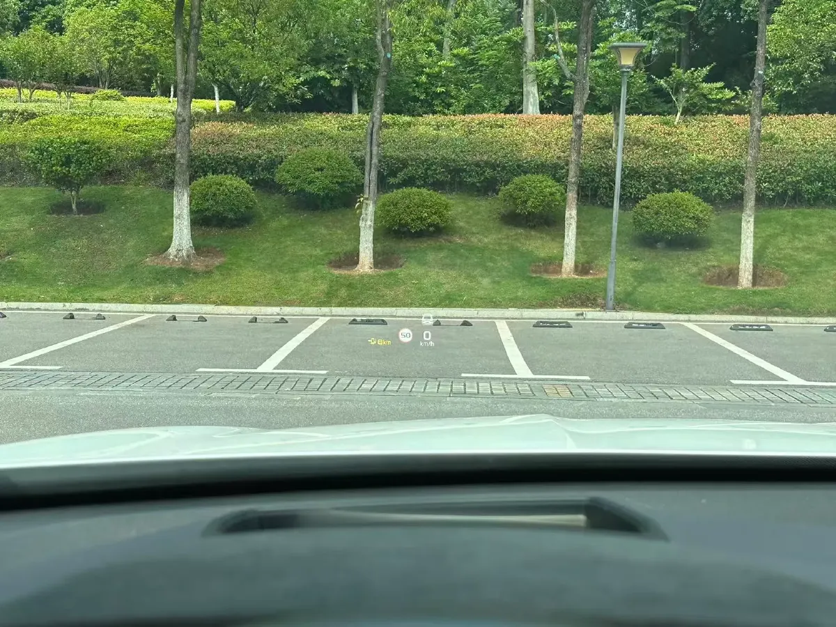 2021 Geely Tugella 2.0T 238HP L4 8AT,autocango,china used car exporter,china ev exporter,chinese used car exporter,chinese used ev exporter