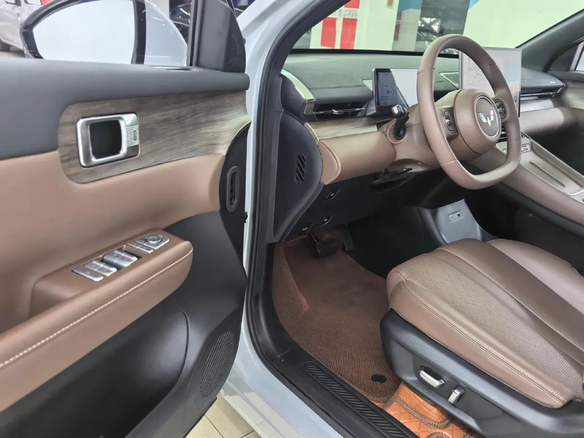 2024 WuLing XingGuangS 1.5L 106HP L4 E-CVT PHEV 20.5KWH,autocango,china used car exporter,china ev exporter,chinese used car exporter,chinese used ev exporter