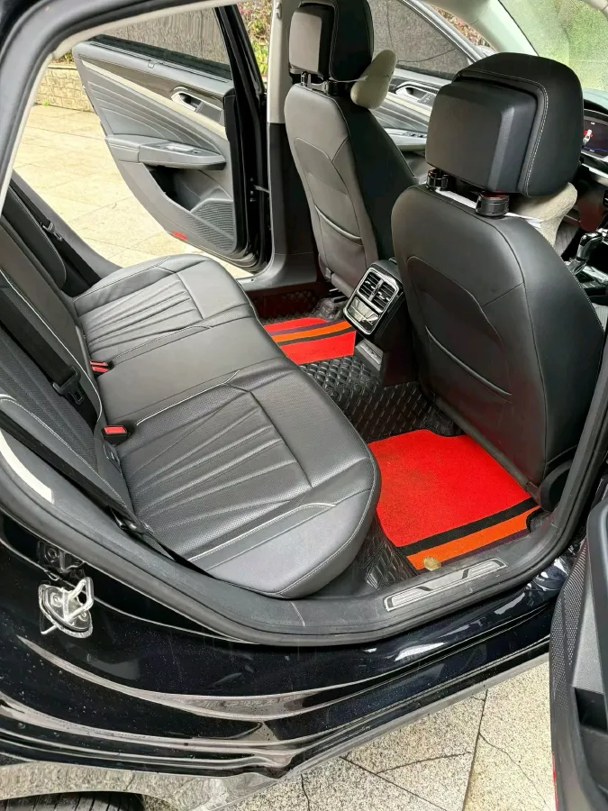 2024 Volkswagen Passat 2.0T 220HP L4 7DCT,autocango,china used car exporter,china ev exporter,chinese used car exporter,chinese used ev exporter