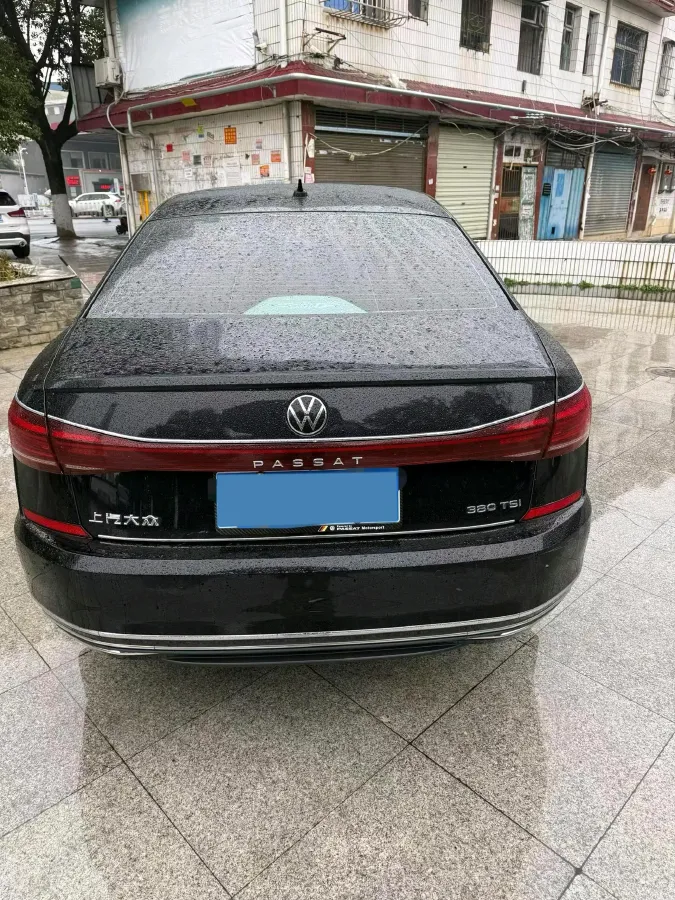 2024 Volkswagen Passat 2.0T 220HP L4 7DCT,autocango,china used car exporter,china ev exporter,chinese used car exporter,chinese used ev exporter