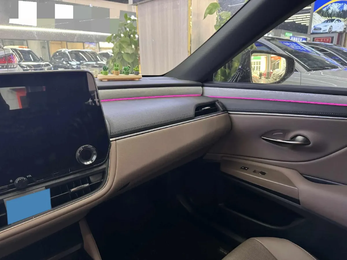 2025 Lexus ES 2.0L 173HP L4 CVT,autocango,china used car exporter,china ev exporter,chinese used car exporter,chinese used ev exporter