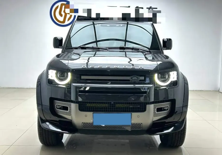 2023 Land Rover Defender 3.0T 400HP L6 8AT,autocango,china used car exporter,china ev exporter,chinese used car exporter,chinese used ev exporter