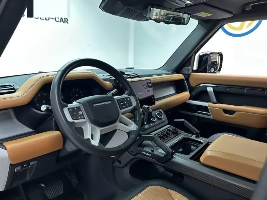 2023 Land Rover Defender 3.0T 400HP L6 8AT,autocango,china used car exporter,china ev exporter,chinese used car exporter,chinese used ev exporter