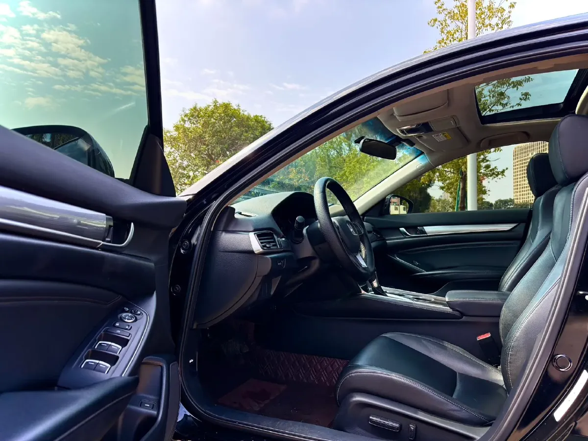 2018 Honda Accord 1.5T 194HP L4 CVT,autocango,china used car exporter,china ev exporter,chinese used car exporter,chinese used ev exporter