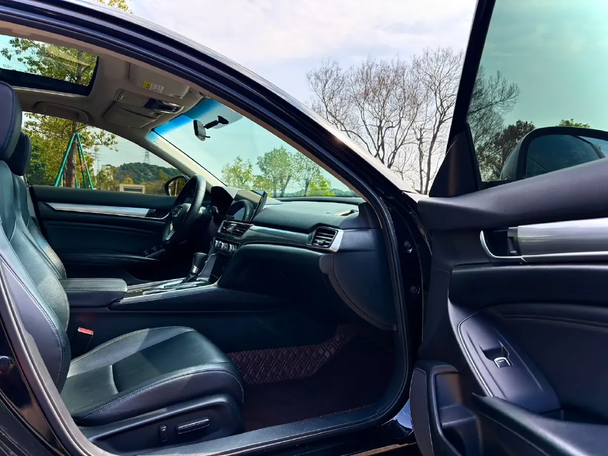 2018 Honda Accord 1.5T 194HP L4 CVT,autocango,china used car exporter,china ev exporter,chinese used car exporter,chinese used ev exporter