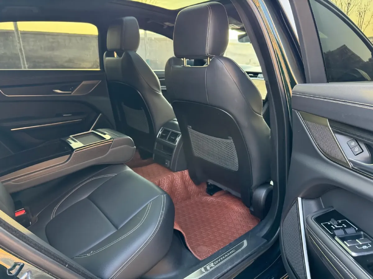 2021 Jaguar XFL 2.0T 250HP L4 8AT,autocango,china used car exporter,china ev exporter,chinese used car exporter,chinese used ev exporter