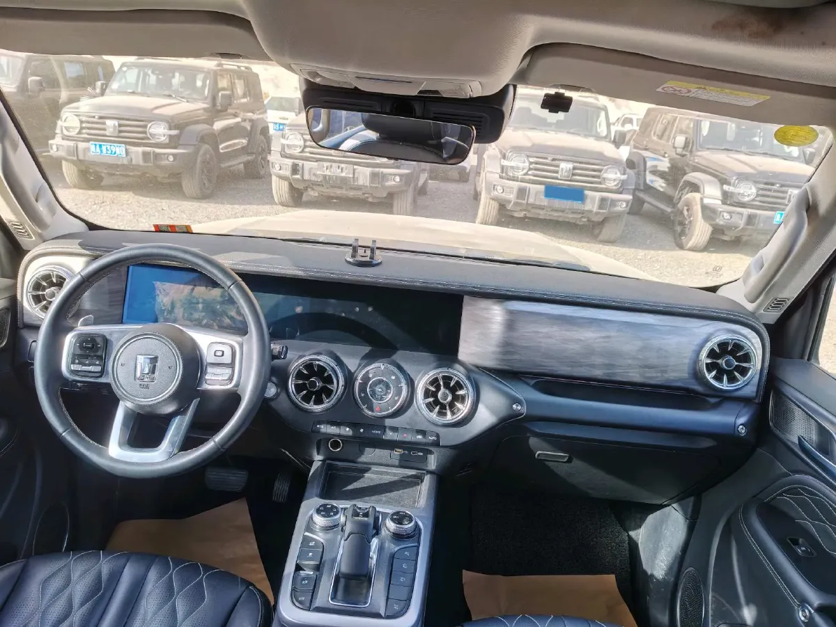 2023 Tank 300 2.0T 227HP L4 8AT,autocango,china used car exporter,china ev exporter,chinese used car exporter,chinese used ev exporter