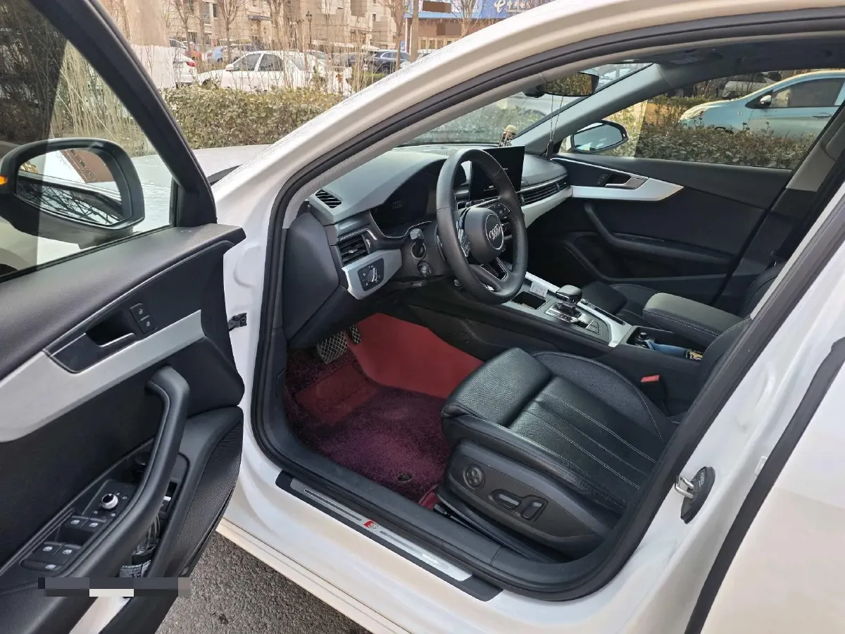 2020 Audi A4L 2.0T 190HP L4 7DCT,autocango,china used car exporter,china ev exporter,chinese used car exporter,chinese used ev exporter