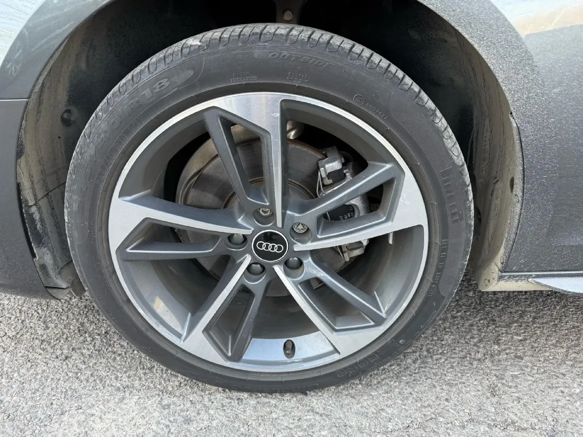 2022 Audi A4L 2.0T 150HP L4 7DCT,autocango,china used car exporter,china ev exporter,chinese used car exporter,chinese used ev exporter