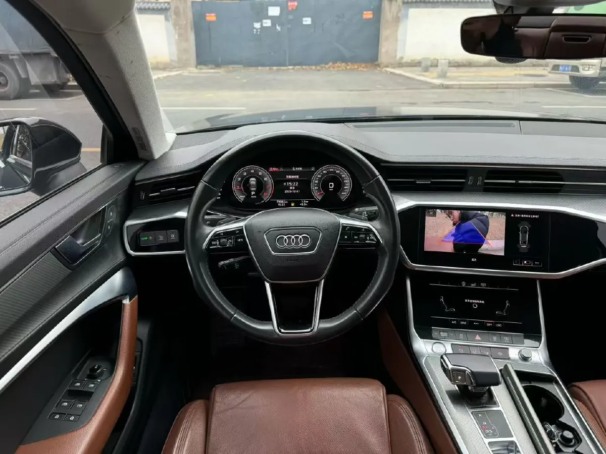 2019 Mercedes-Benz E Class 1.5T 184HP L4 9AT,autocango,china used car exporter,china ev exporter,chinese used car exporter,chinese used ev exporter