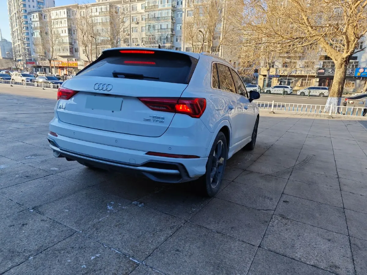 2022 Audi Q3 1.4T 150HP L4 7DCT,autocango,china used car exporter,china ev exporter,chinese used car exporter,chinese used ev exporter