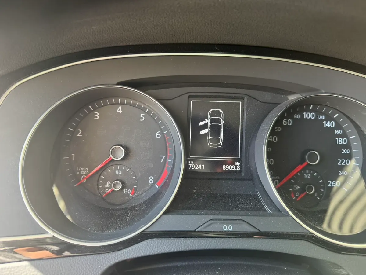 2020 Volkswagen Magotan 2.0T 186HP L4 7DCT,autocango,china used car exporter,china ev exporter,chinese used car exporter,chinese used ev exporter