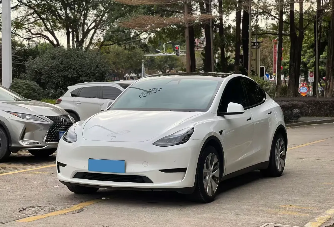 2022 Tesla Model Y BEV 60KWH,autocango,china used car exporter,china ev exporter,chinese used car exporter,chinese used ev exporter