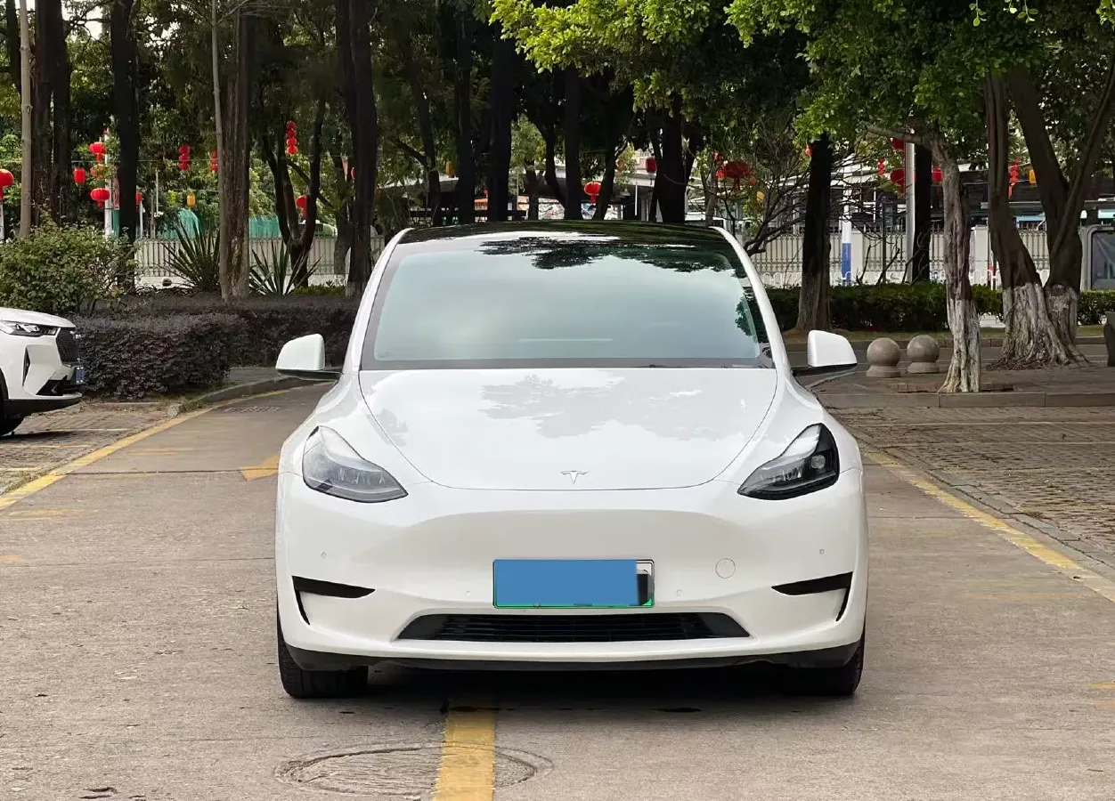 2022 Tesla Model Y BEV 60KWH,autocango,china used car exporter,china ev exporter,chinese used car exporter,chinese used ev exporter