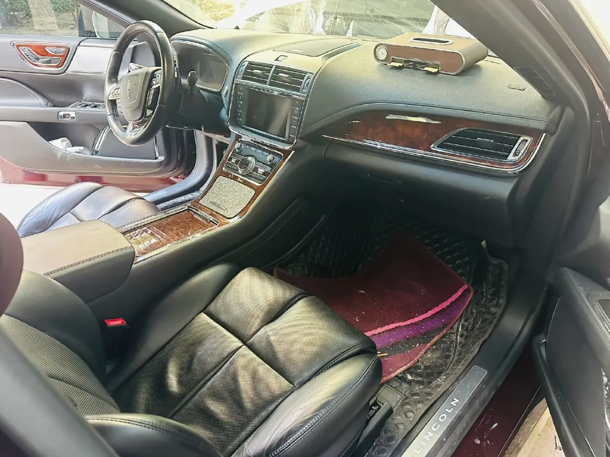 2019 Lincoln Continental 2.0T 261HP L4 6AT,autocango,china used car exporter,china ev exporter,chinese used car exporter,chinese used ev exporter