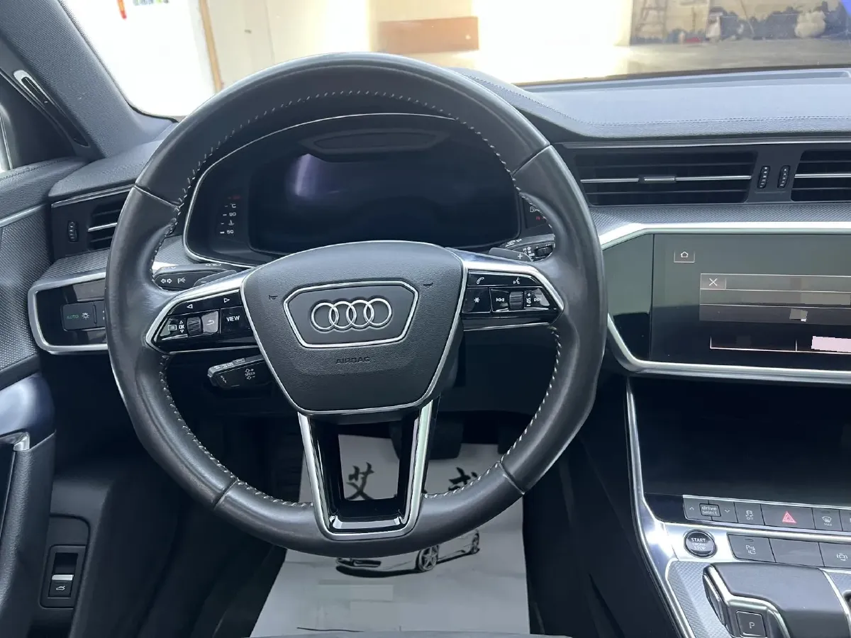 2020 Audi A6L 2.0T 190HP L4 7DCT,autocango,china used car exporter,china ev exporter,chinese used car exporter,chinese used ev exporter