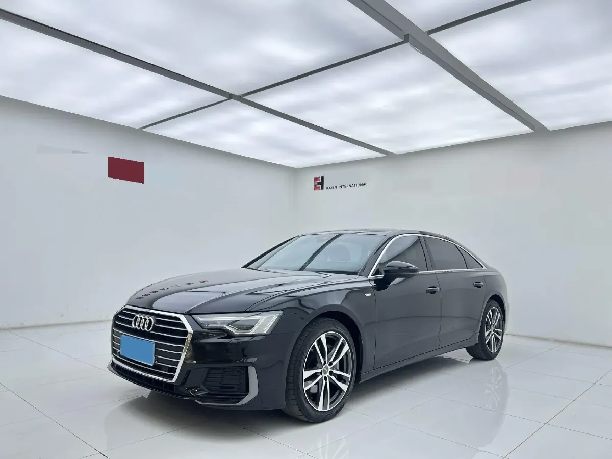 2020 Audi A6L 2.0T 190HP L4 7DCT,autocango,china used car exporter,china ev exporter,chinese used car exporter,chinese used ev exporter