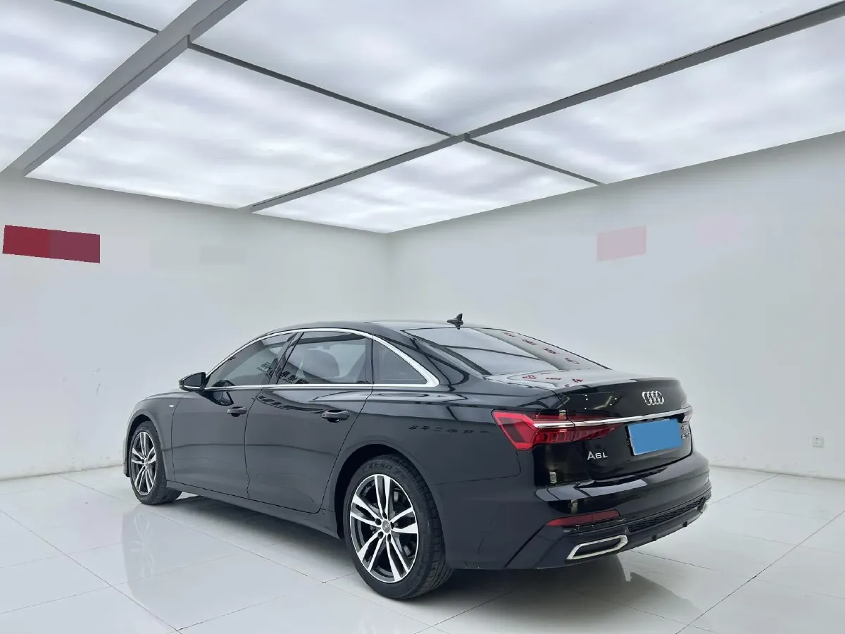 2020 Audi A6L 2.0T 190HP L4 7DCT,autocango,china used car exporter,china ev exporter,chinese used car exporter,chinese used ev exporter