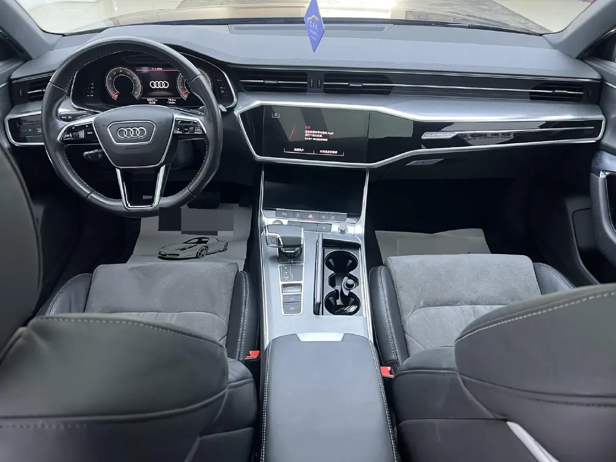 2020 Audi A6L 2.0T 190HP L4 7DCT,autocango,china used car exporter,china ev exporter,chinese used car exporter,chinese used ev exporter