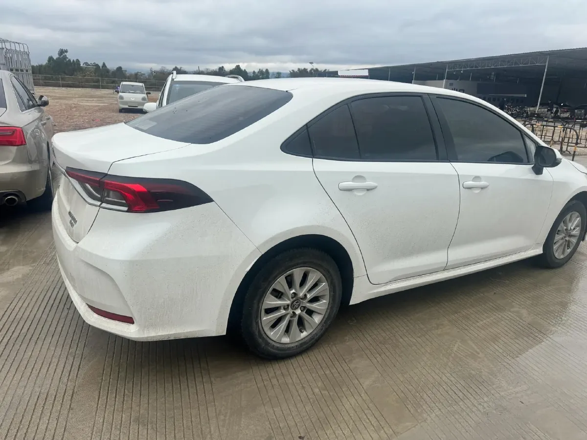 2021 Toyota Corolla 1.2T 116HP L4 CVT,autocango,china used car exporter,china ev exporter,chinese used car exporter,chinese used ev exporter