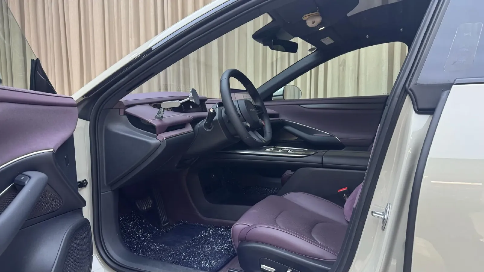 2024 MI SU7 BEV 73.6KWH,autocango,china used car exporter,china ev exporter,chinese used car exporter,chinese used ev exporter