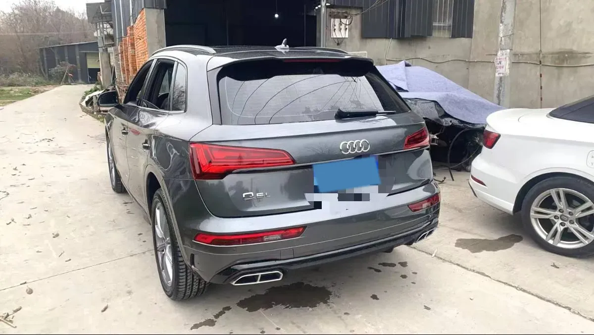 2023 Audi Q5L 2.0T 190HP L4 7DCT,autocango,china used car exporter,china ev exporter,chinese used car exporter,chinese used ev exporter