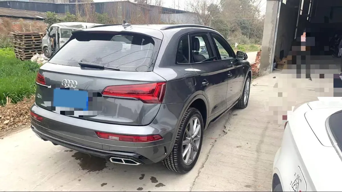 2023 Audi Q5L 2.0T 190HP L4 7DCT,autocango,china used car exporter,china ev exporter,chinese used car exporter,chinese used ev exporter